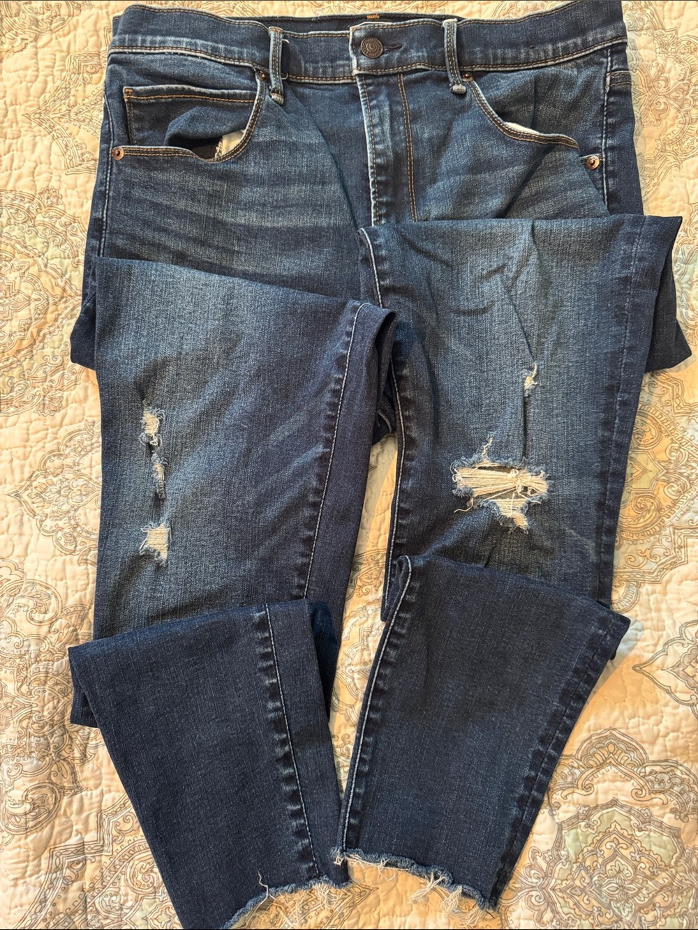 Abercrombie & Fitch Dark Blue Distressed Skinny Jeans